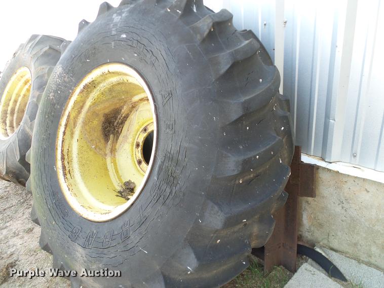 image for item DD1356 John Deere 6600 combine