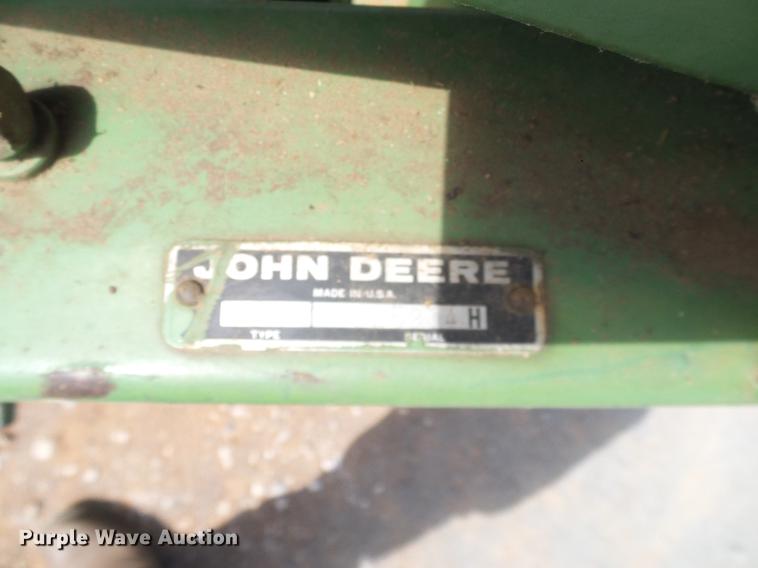 image for item DD1356 John Deere 6600 combine