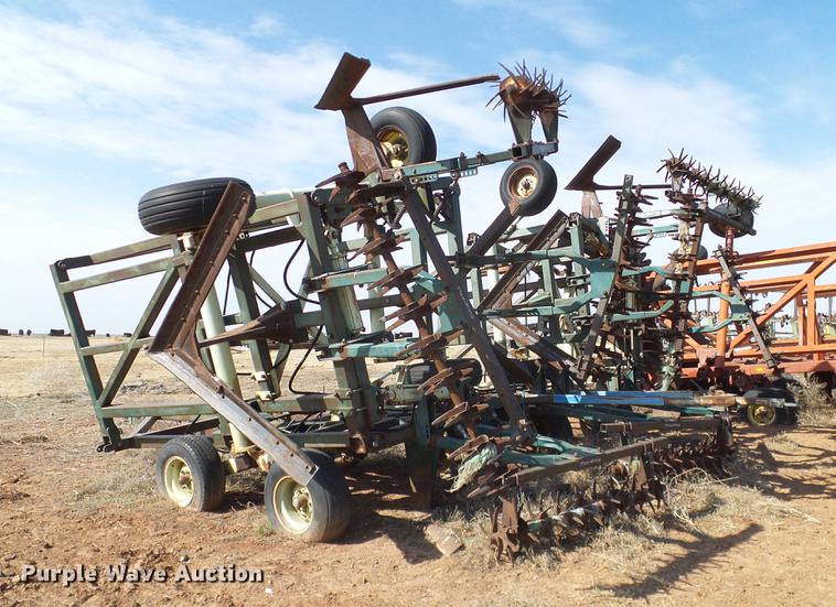 image for item DD1359 Flex King sweep plow