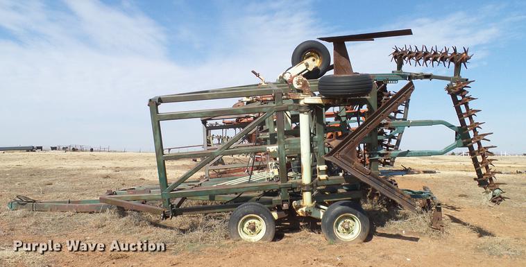 image for item DD1359 Flex King sweep plow