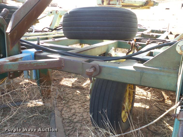 image for item DD1359 Flex King sweep plow