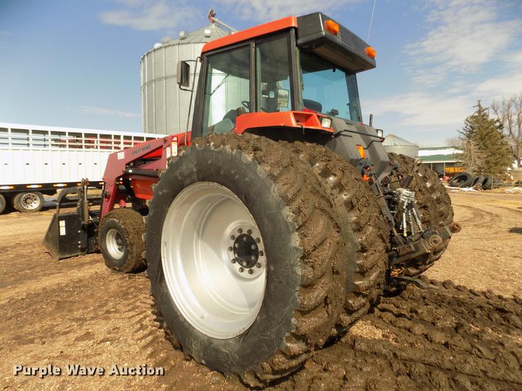 image for item DD2831 1988 Case IH 7110 Magnum tractor