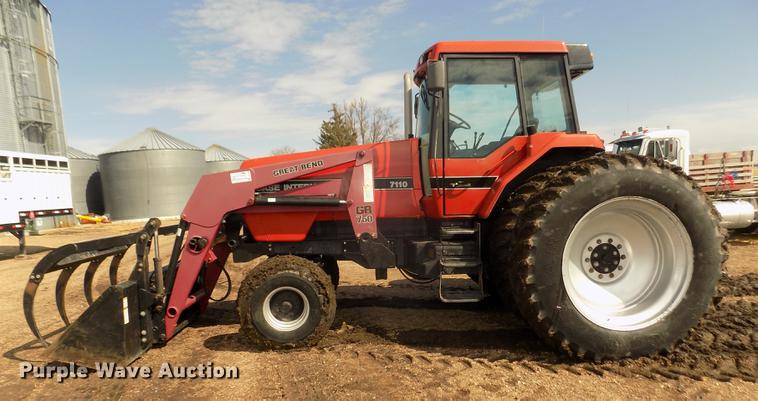 image for item DD2831 1988 Case IH 7110 Magnum tractor