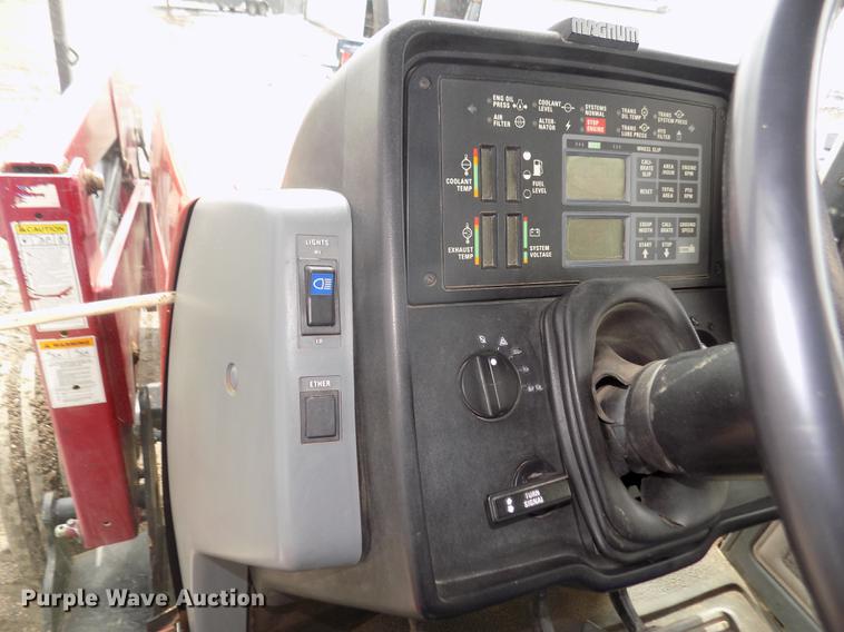 image for item DD2831 1988 Case IH 7110 Magnum tractor