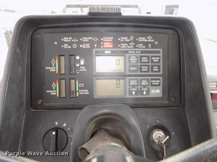 image for item DD2831 1988 Case IH 7110 Magnum tractor