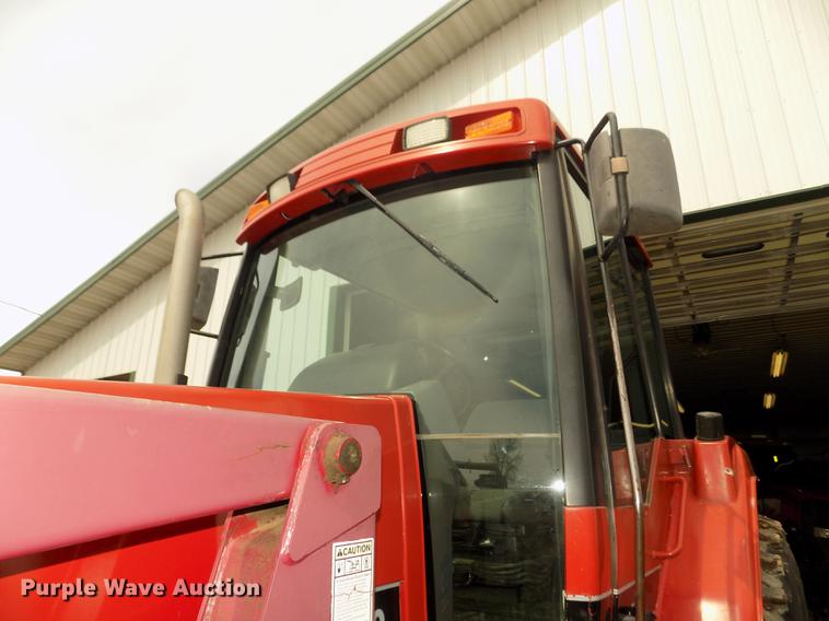 image for item DD2831 1988 Case IH 7110 Magnum tractor