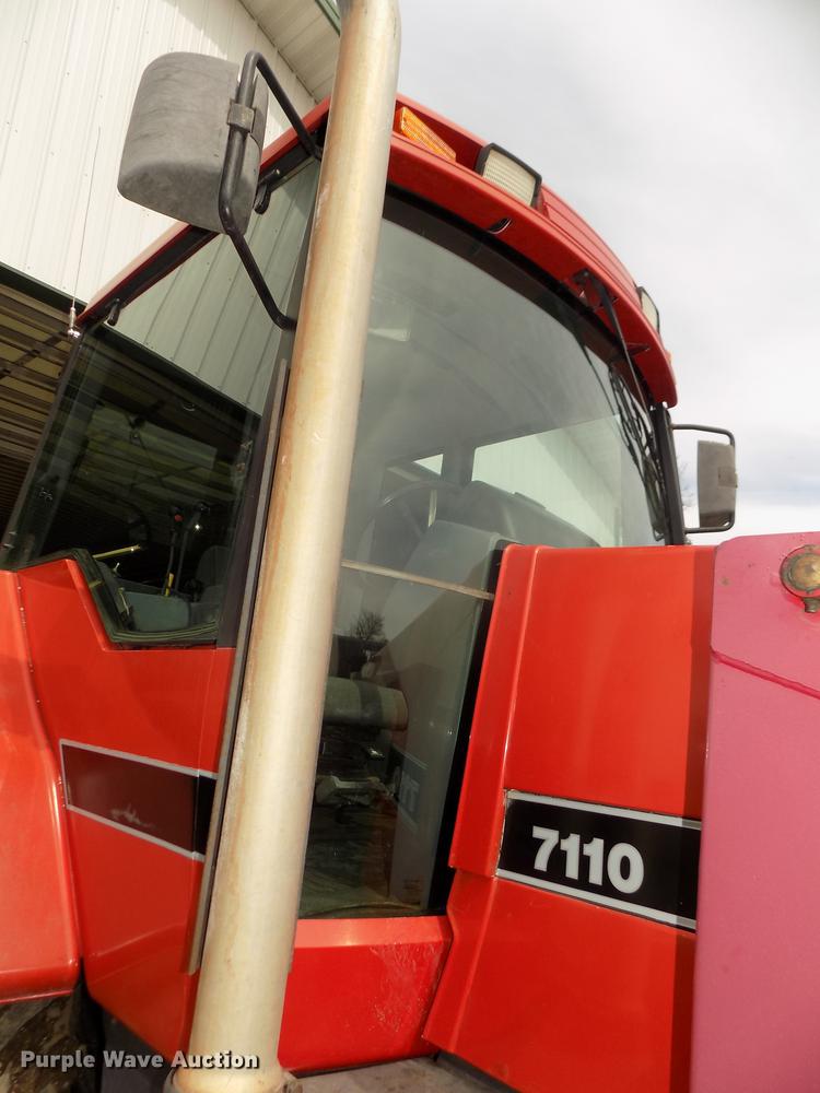 image for item DD2831 1988 Case IH 7110 Magnum tractor