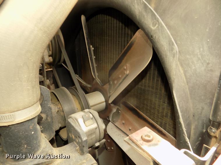 image for item DD2831 1988 Case IH 7110 Magnum tractor