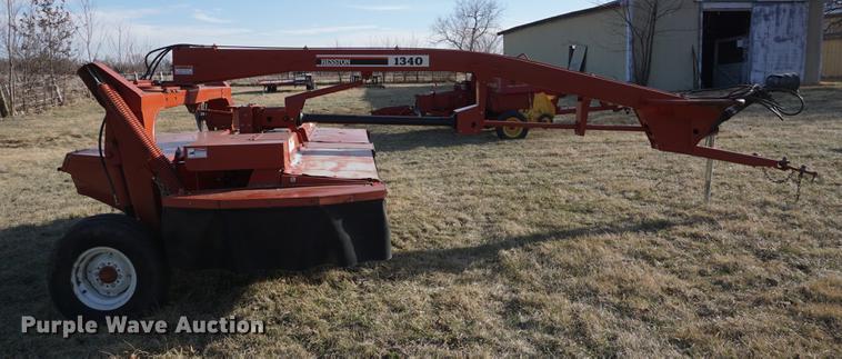 image for item DE3145 Hesston 1340 Hydroswing discbine mower conditioner