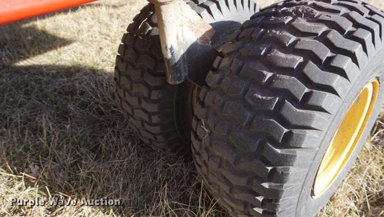 image for item DE3147 Koyker 1200 bale accumulator with bale grabber