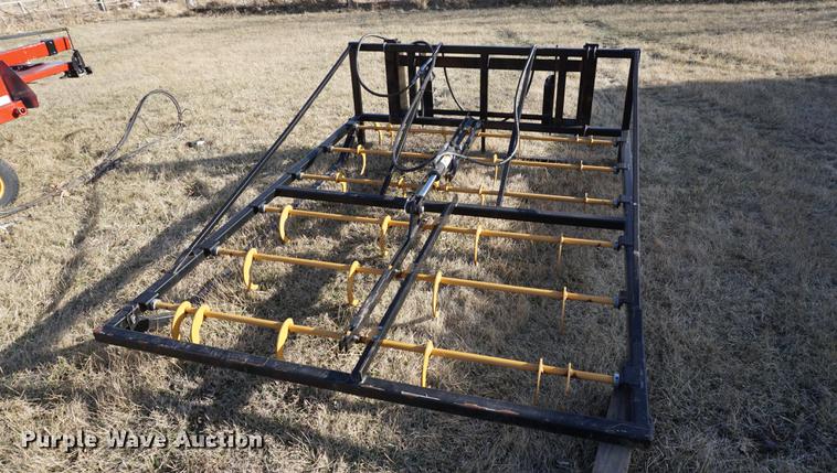 image for item DE3147 Koyker 1200 bale accumulator with bale grabber