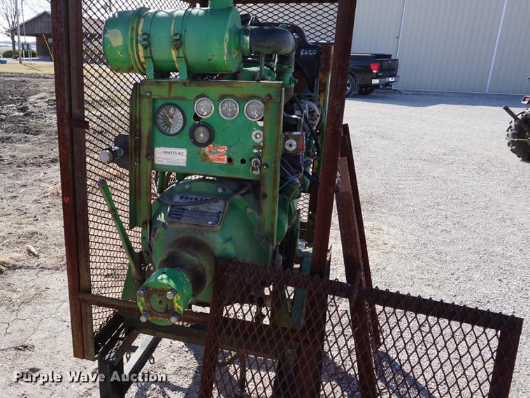 image for item DE3154 John Deere four cylinder diesel engine