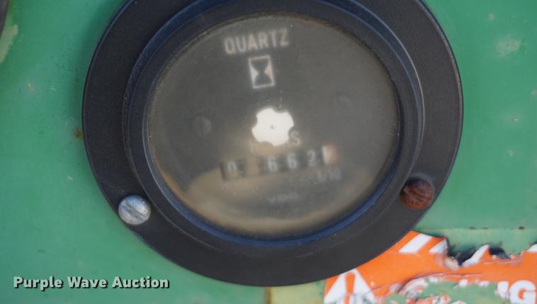 image for item DE3154 John Deere four cylinder diesel engine