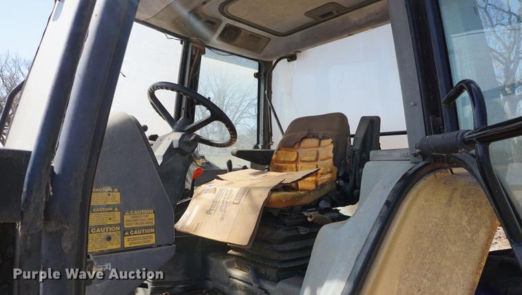 image for item DE3203 Ford New Holland 6640 tractor