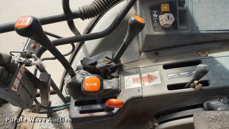 image for item DE3203 Ford New Holland 6640 tractor