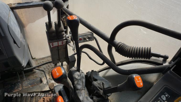 image for item DE3203 Ford New Holland 6640 tractor