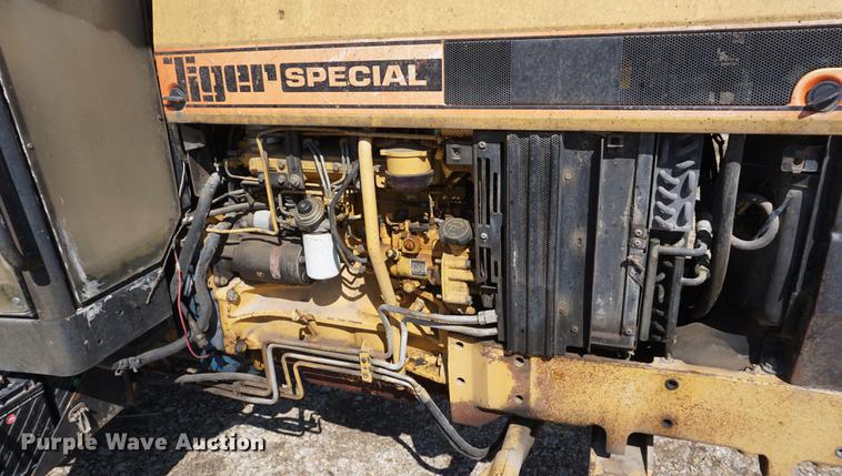 image for item DE3203 Ford New Holland 6640 tractor