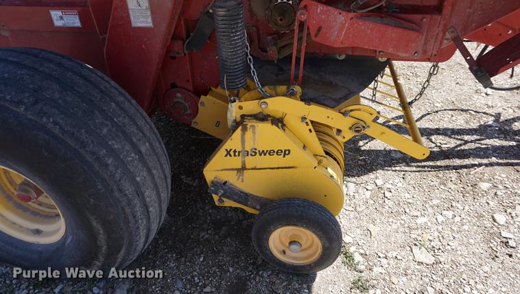 image for item DE3204 2009 New Holland BR7090 round baler