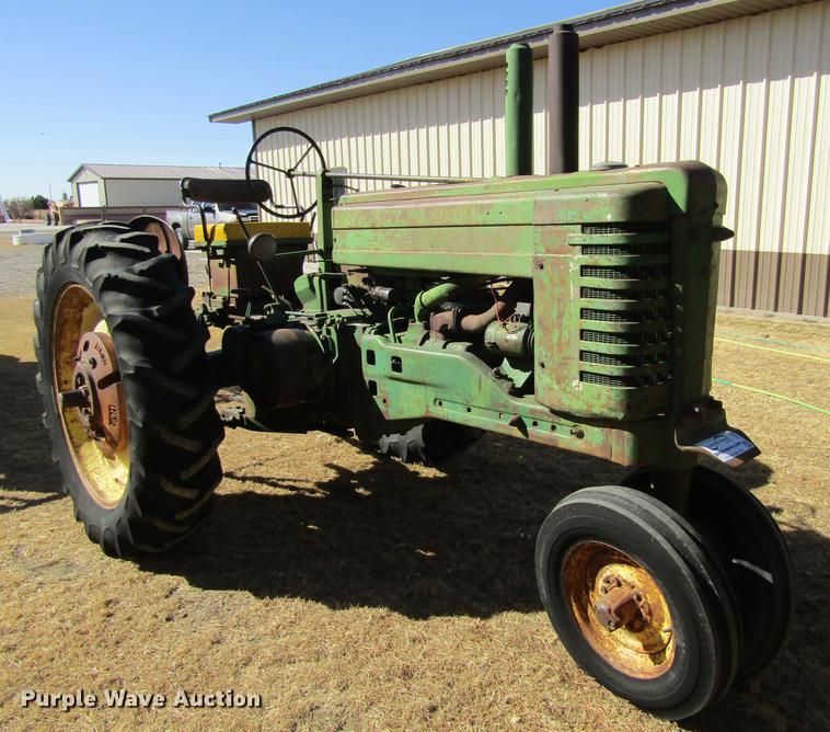 image for item DE6638 1952 John Deere A tractor