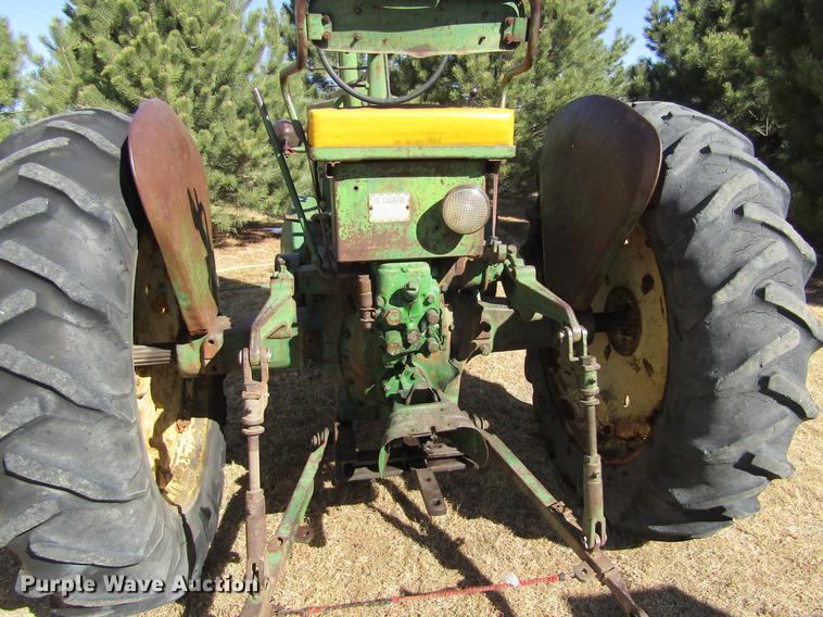 image for item DE6638 1952 John Deere A tractor