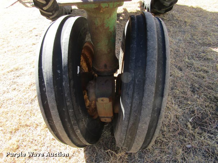 image for item DE6638 1952 John Deere A tractor