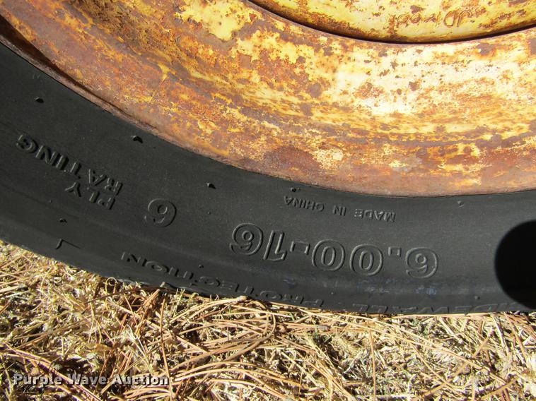 image for item DE6638 1952 John Deere A tractor