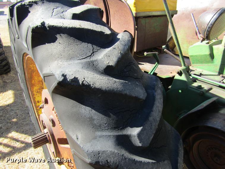 image for item DE6638 1952 John Deere A tractor