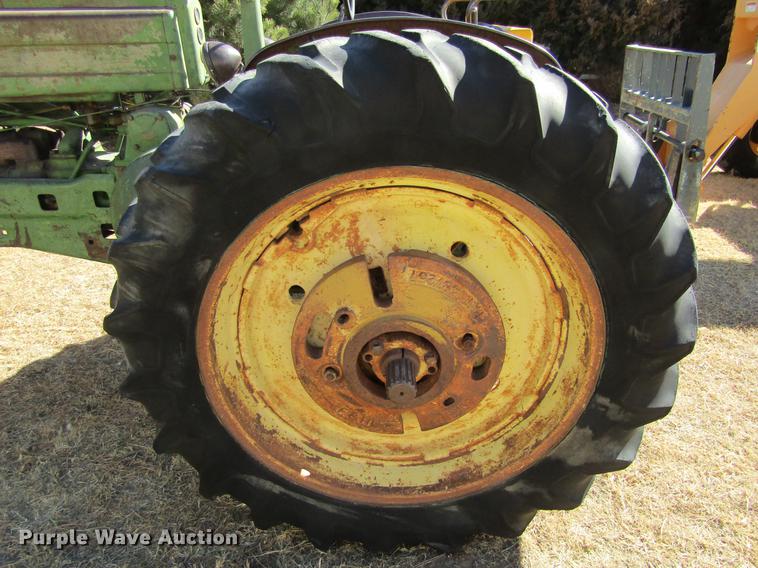 image for item DE6638 1952 John Deere A tractor