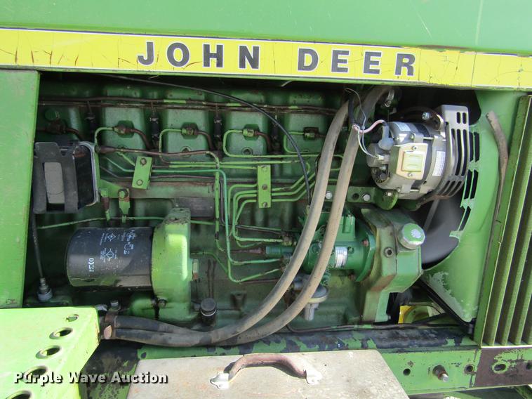 image for item DE6660 1974 John Deere 4230 tractor
