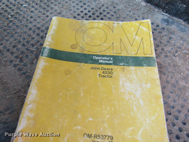 image for item DE6660 1974 John Deere 4230 tractor