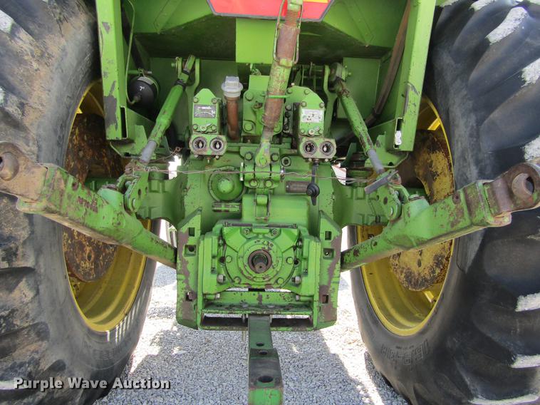 image for item DE6660 1974 John Deere 4230 tractor