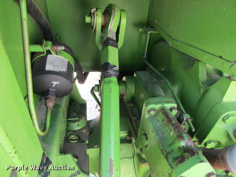 image for item DE6660 1974 John Deere 4230 tractor