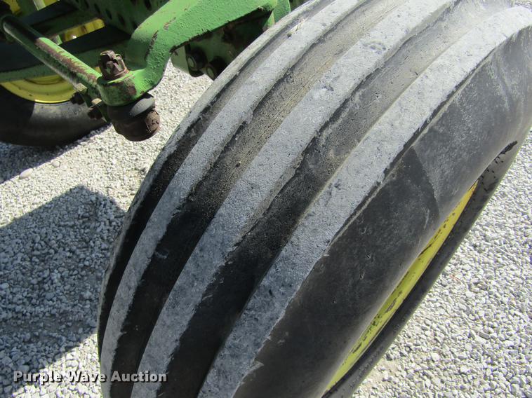 image for item DE6660 1974 John Deere 4230 tractor