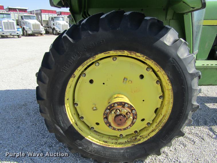 image for item DE6660 1974 John Deere 4230 tractor