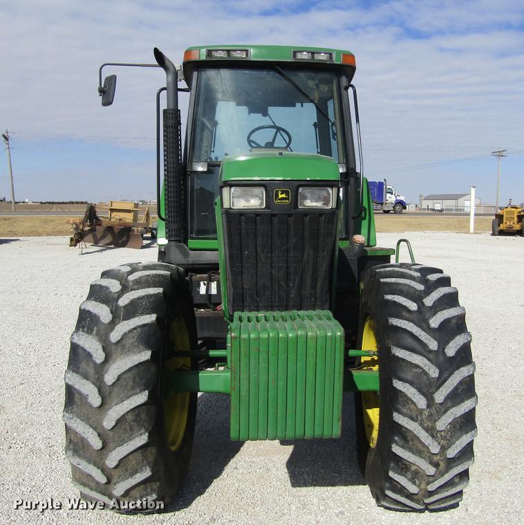 image for item DE6661 1998 John Deere 7810 MFWD tractor