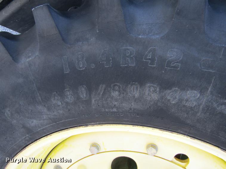 image for item DE6661 1998 John Deere 7810 MFWD tractor