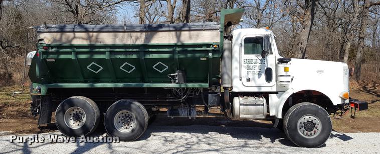 image for item DF3594 1996 Peterbilt 357 applicator truck