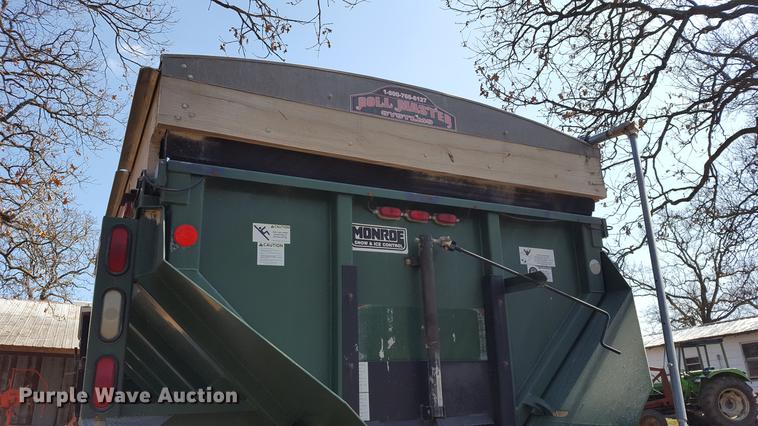 image for item DF3594 1996 Peterbilt 357 applicator truck