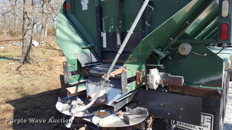 image for item DF3594 1996 Peterbilt 357 applicator truck