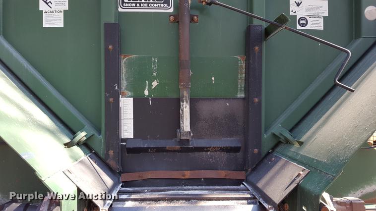 image for item DF3594 1996 Peterbilt 357 applicator truck