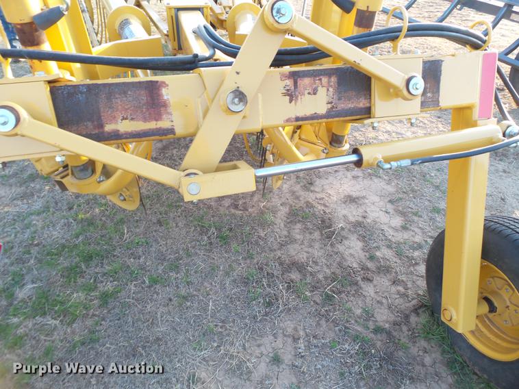 image for item EI9553 Vermeer R2300 hay rake