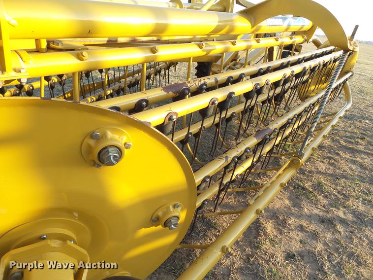 image for item EI9553 Vermeer R2300 hay rake