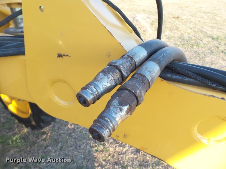 image for item EI9553 Vermeer R2300 hay rake