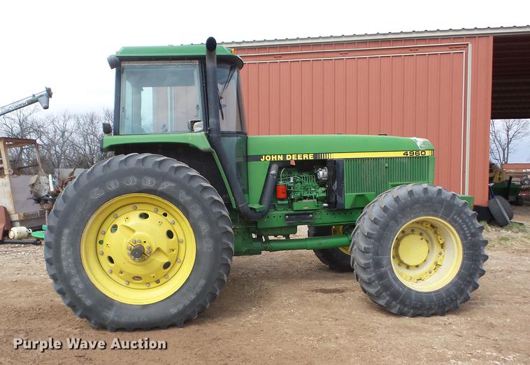 image for item EI9768 1992 John Deere 4960 tractor