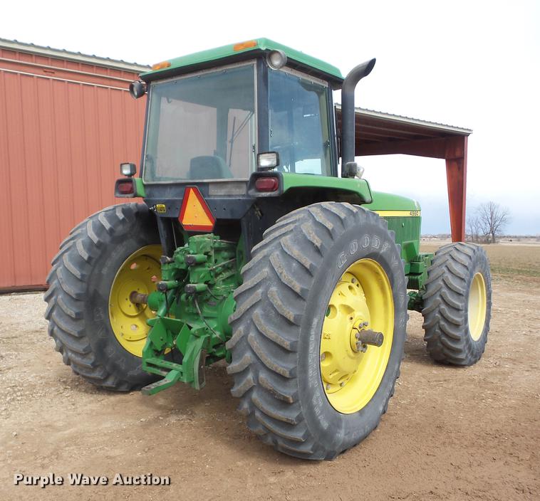 image for item EI9768 1992 John Deere 4960 tractor