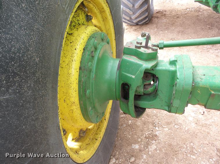 image for item EI9768 1992 John Deere 4960 tractor