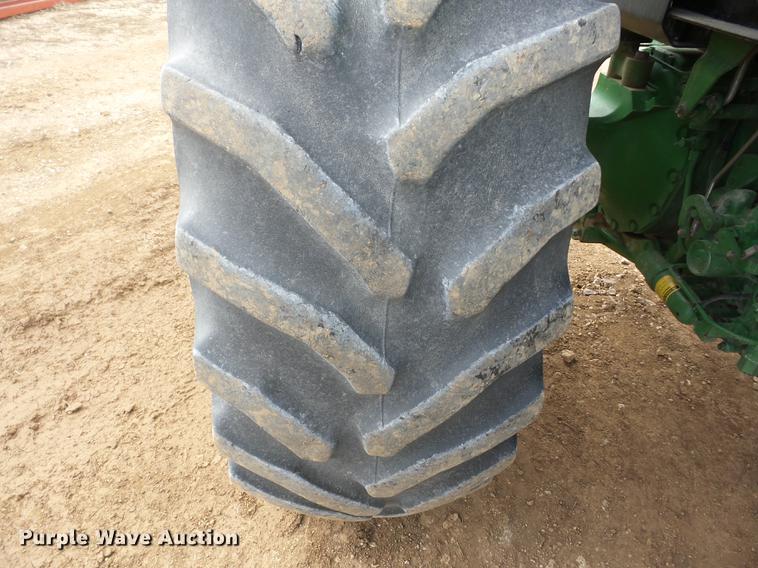 image for item EI9768 1992 John Deere 4960 tractor