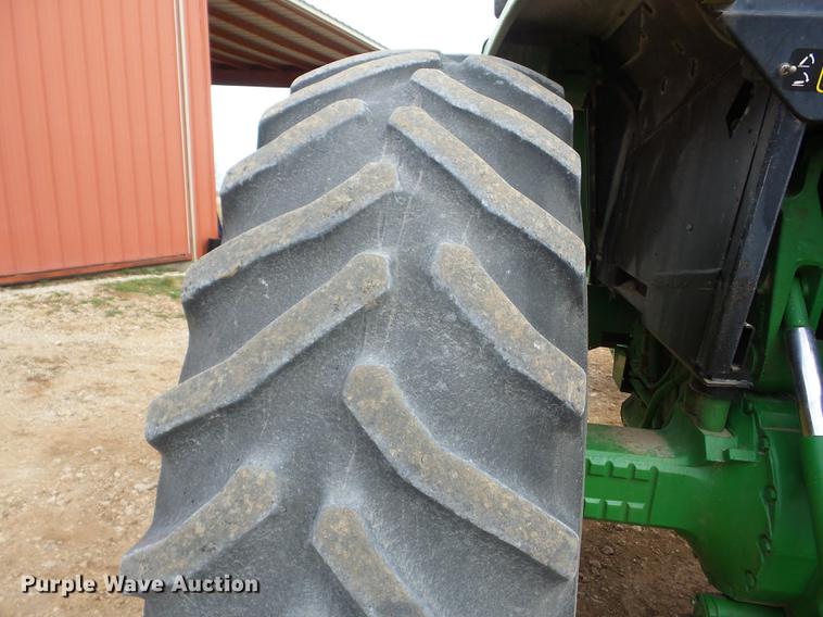 image for item EI9768 1992 John Deere 4960 tractor