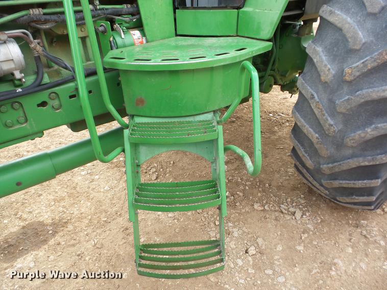 image for item EI9768 1992 John Deere 4960 tractor