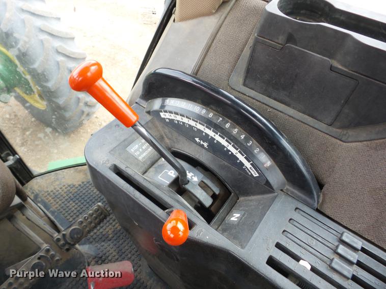 image for item EI9768 1992 John Deere 4960 tractor